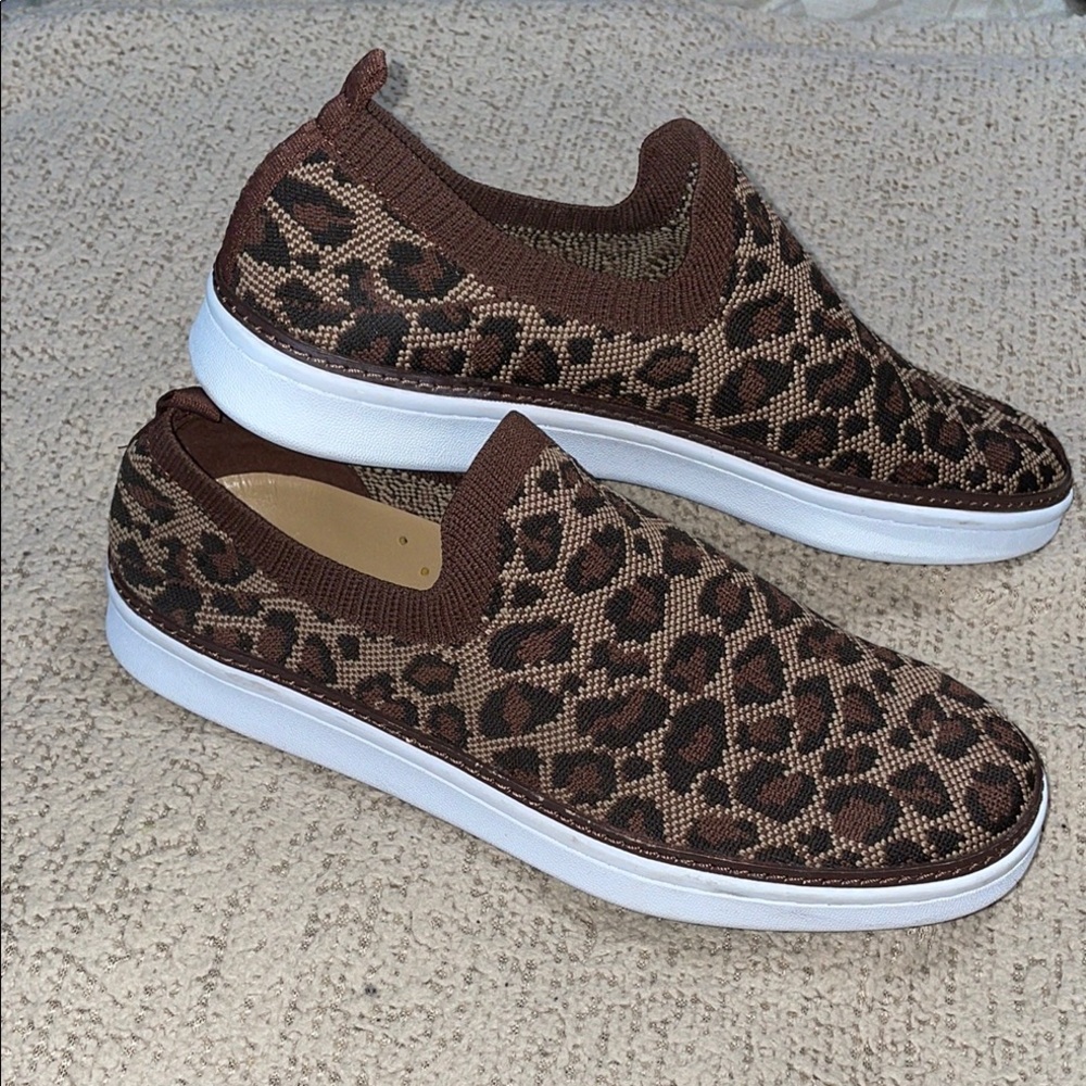 Talbots BRITTANY KNIT SLIP-ON SNEAKERS - LEOPARD Size 8.5 EUC